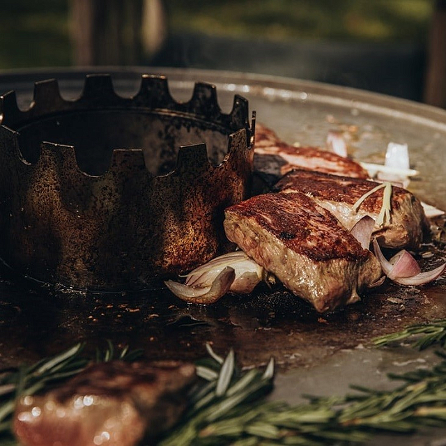 Керамический гриль Monolith ICON Black