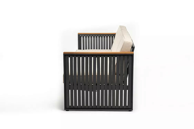 Диван из алюминия Joygarden Horizon трехместный 