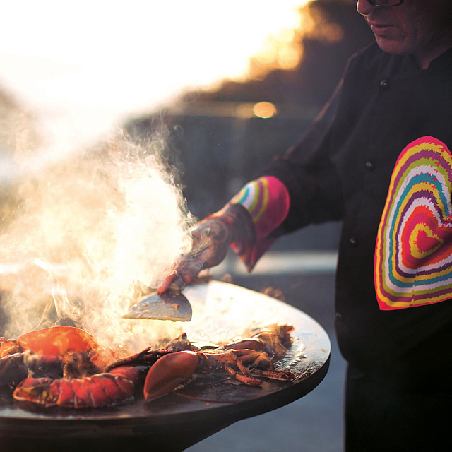 Дровяной гриль-очаг OFYR Classic 100-100 OCB черный