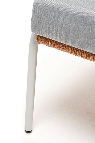 Кресло 4SIS Милан, каркас светло-серый муар, роуп оранжевый меланж, ткань светло-серая для дачи Кресло 4SIS Милан, каркас светло-серый муар, роуп оранжевый меланж, ткань светло-серая, садовая мебель