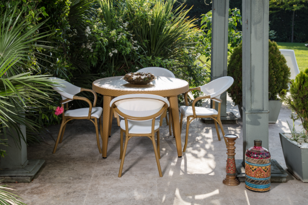 Стол Osaka с пластиковым верхом Ø110 Цвет Кофе 