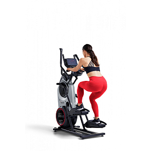 Кросстренер MaxTrainer M6 для хобби и пикника