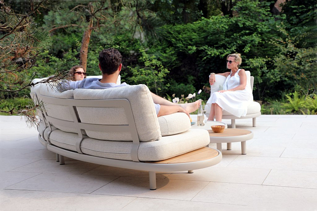 Лаунж зона (диван и парные столики) Brafritid Gotland бежевый, алюминий 