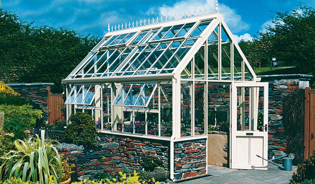 Теплица Victorian Alpine Glasshouses 