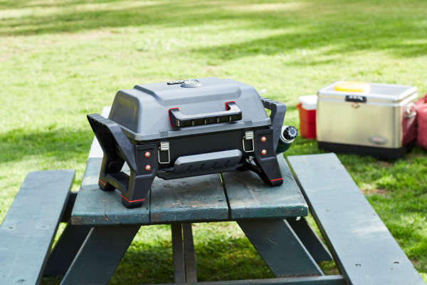 Портативный газовый гриль Char-Broil X200