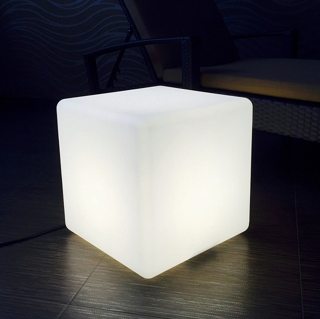Светодиодный светильник для сада Illuminated CUBE 40 