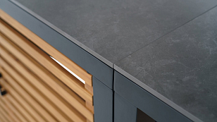 Модульная летняя кухня Brafab Bellac прямая с ручками из тика для приготовления пищи Модульная летняя кухня Brafab Bellac прямая с ручками из тика для сада