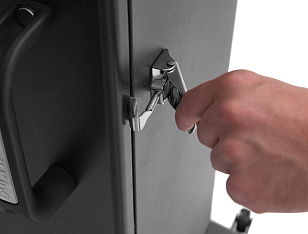 Смокер угольный вертикальный Broil King Smoke для сада