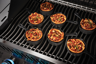 Чугунная сковорода Napoleon 10 см для сада