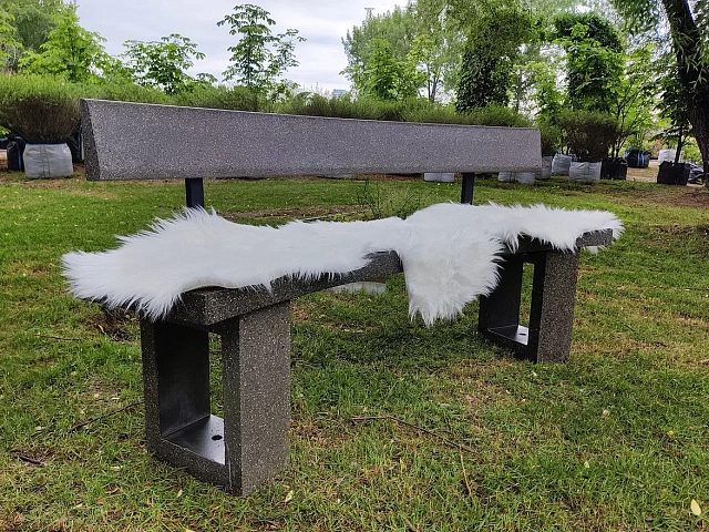 Скамья для костровой чаши Concretika 180 со спинкой 