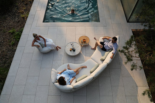 Лаунж зона (диван и парные столики) Brafritid Gotland бежевый, алюминий 