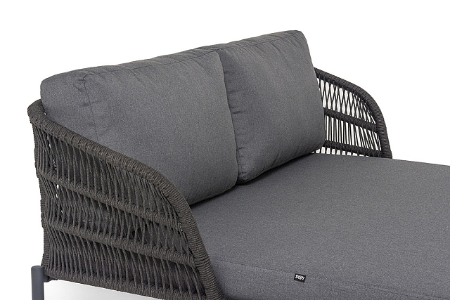 Пежак плетеный 4SIS из роупа Позитано, каркас алюминий темно-серый (RAL7024) муар, роуп темно-серый круглый, ткань темно-серая 027 