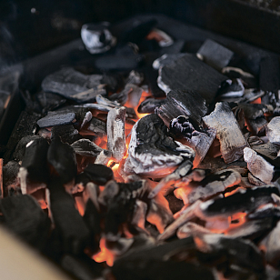 Чугунный поддон Napoleon для угля и щепы