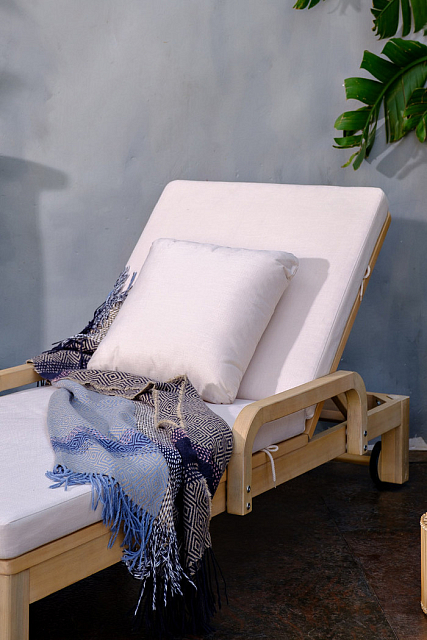 Шезлонг деревянный Joygarden Rimini с матрасом 