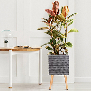 Кашпо Idealist Lite Таун Куб напольное с подставкой 37 Цвет: черный, уличное оборудование