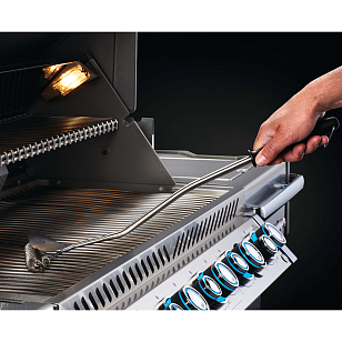 Спиралевидный скребок Napoleon для чистки решеток гриля для сада