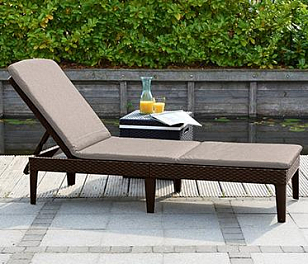 Лежак для загара Keter Jaipur коричневый с матрасом, садовая мебель