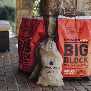 Уголь Kamado Joe 9.2 кг в мешке для сада