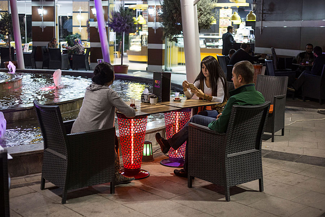 Уличный электрический обогреватель стол Bogazici круг 