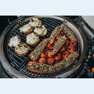 Керамический гриль Monolith Le Chef PRO 2.0 Red на ножках