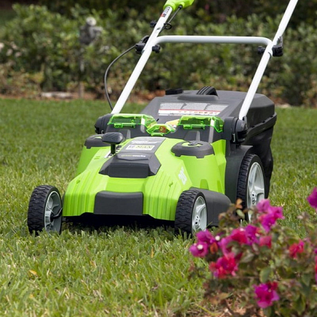 Газонокосилка аккумуляторная 49 см Greenworks 40V G40LM49DB TwinForce 