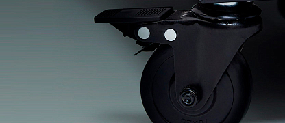 Прорезиненные шарнирные колеса с фиксатором