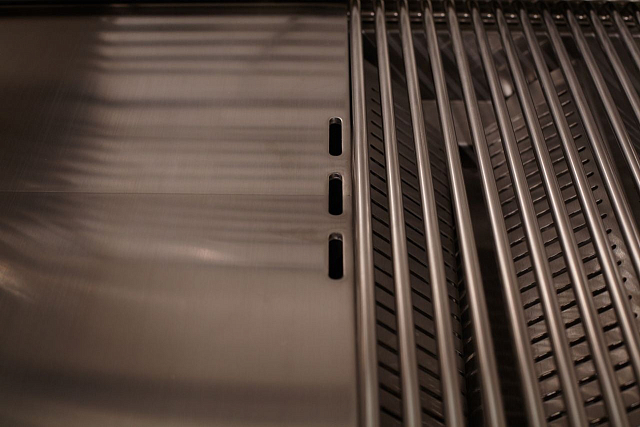 Гриль газовый встраиваемый Beefeater S3000S Series (3 горелки, нерж. сталь)