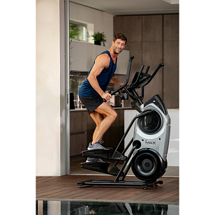 Кросстренер MaxTrainer M6 для хобби и пикника