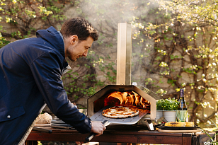 Дровяная печь для пиццы OONI Pro для сада