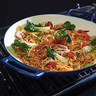 Вок Broil King чугунный с керамическим покрытием для сада