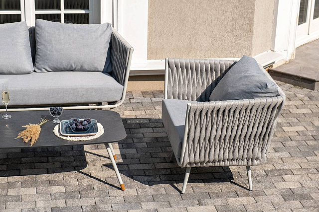 Лаунж-зона 4SIS Монако 4-местная со столом Верона (серый гранит), каркас светло-серый, роуп светло-серый 