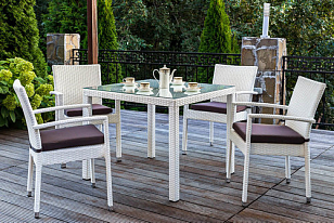 Обеденная группа Joygarden Milano белый на 4 персоны с подлокотниками для дачи Обеденная группа Joygarden Milano белый на 4 персоны с подлокотниками, садовая мебель