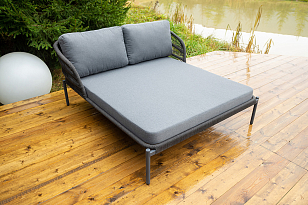 Пежак плетеный 4SIS из роупа Позитано, каркас алюминий темно-серый (RAL7024) муар, роуп темно-серый круглый, ткань темно-серая 027, садовая мебель