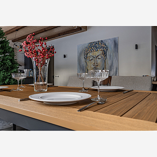 Обеденный стол Lite Oscar со столешницей из поливуда для дачи Обеденный стол Lite Oscar со столешницей из поливуда, садовая мебель