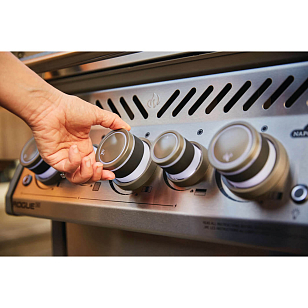 гриль газовый napoleon rogue 425 se (с ик горелкой 3/3)