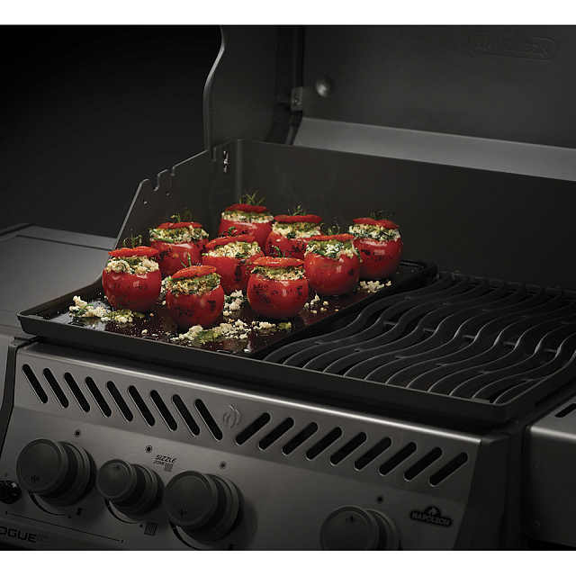 гриль газовый napoleon rogue 425 rsb (с конфоркой и вертелом)