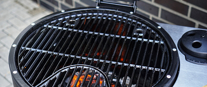 Продуманая чугунная решетка