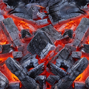 Уголь кусковой 800 DEGREES LUMP CHARCOAL, 3 КГ для приготовления пищи Уголь кусковой 800 DEGREES LUMP CHARCOAL, 3 КГ для сада