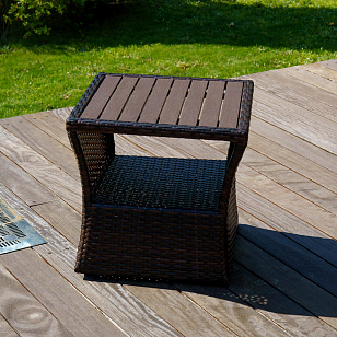 Столик для шезлонга Lite Bordo, садовая мебель