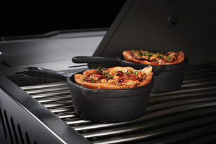 Чугунная сковорода Napoleon 10 см для сада