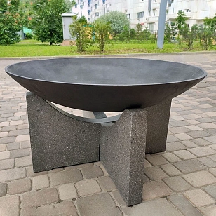 Чаша для костра из чугуна на высоком основании Concretika Iron S100, уличное оборудование