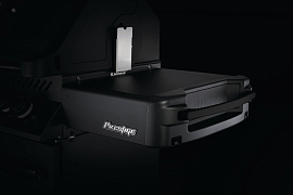 Правый столик складывается