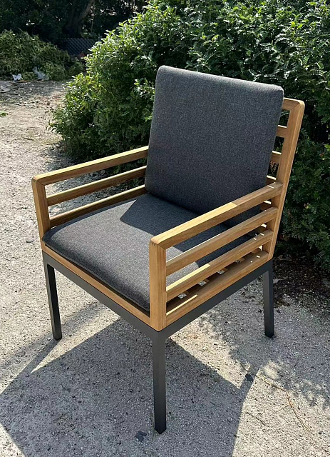 Стул Ideal Patio Egmont Цвет: карбон, чёрный 