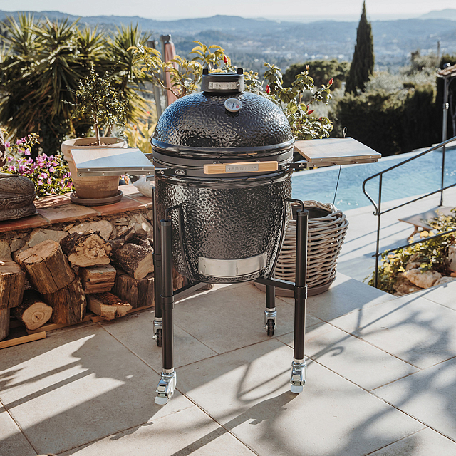 Керамический гриль Monolith Classic ONE.55, черный