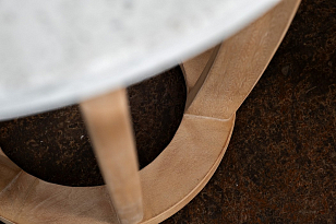 Боковой стол из акации Joygarden Woodland, садовая мебель