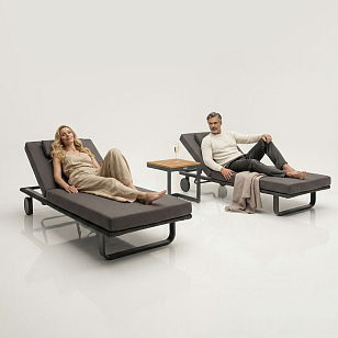 Шезлонг КОСТА С на колесах, каркас карбон, матрас антрацит (с подушкой), садовая мебель