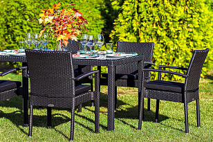 Обеденная группа Joygarden Milano черный на 6 персон с подлокотниками для дачи Обеденная группа Joygarden Milano черный на 6 персон с подлокотниками, садовая мебель