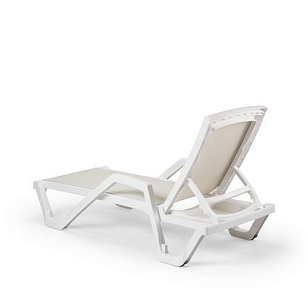 Шезлонг Joygarden Mare бежевый для дачи Шезлонг Joygarden Mare бежевый, садовая мебель