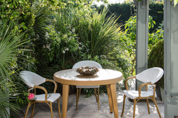 Стол Osaka с пластиковым верхом Ø110 Цвет Кофе 