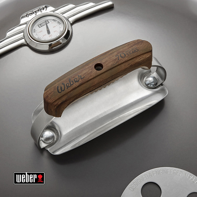 гриль угольный weber 70th anniversary edition, metal grey